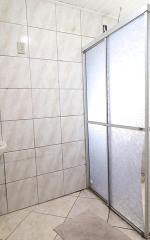Casa à venda com 60m², 1 quarto e 2 vagasBanheiro