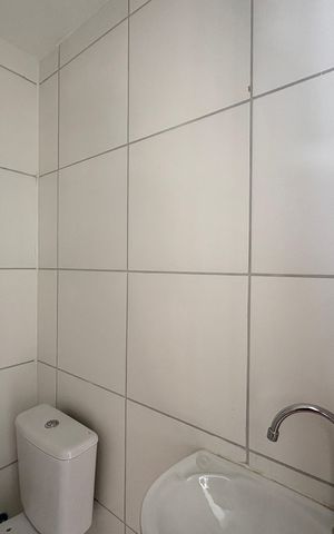 Apartamento à venda com 39m², 2 quartos e sem vaga Apartamento à venda com 39m², 2 quartos e sem vagaBanheiro