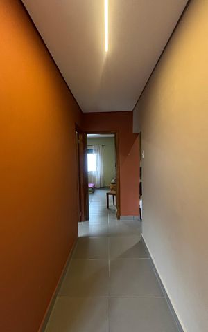Apartamento à venda com 76m², 2 quartos e sem vaga Apartamento à venda com 76m², 2 quartos e sem vagaCorredor