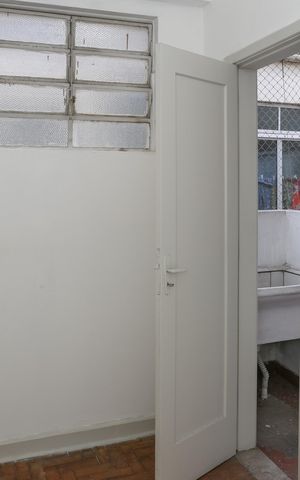 Apartamento à venda com 100m², 2 quartos e sem vaga Apartamento à venda com 100m², 2 quartos e sem vagaQuarto de Serviço