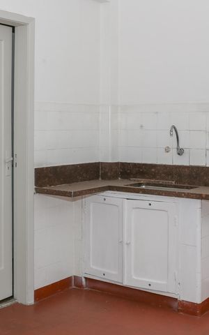 Apartamento à venda com 100m², 2 quartos e sem vaga Apartamento à venda com 100m², 2 quartos e sem vagaCozinha