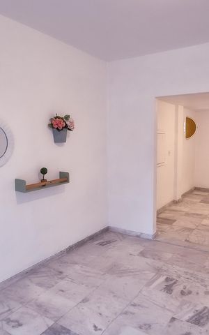 Apartamento à venda com 70m², 3 quartos e 1 vagaHall de entrada