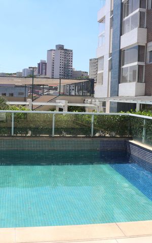 Apartamento à venda com 147m², 3 quartos e 4 vagasÁrea comum - Piscina
