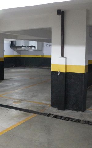Apartamento à venda com 147m², 3 quartos e 4 vagasGaragem