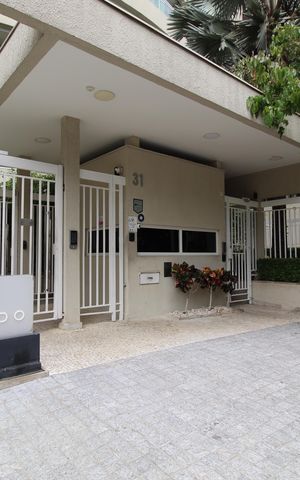 Apartamento à venda com 87m², 3 quartos e 2 vagasFachada