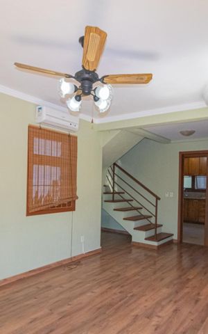 Casa de condomínio para alugar com 117m², 3 quartos e 2 vagas Casa de condomínio para alugar com 117m², 3 quartos e 2 vagasSala