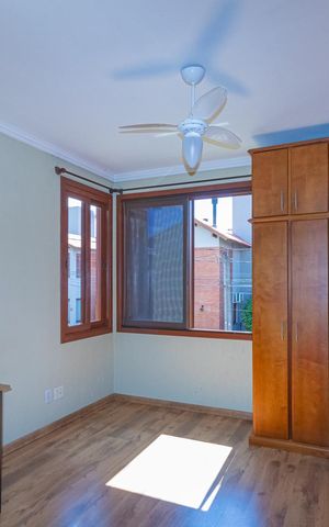 Casa de condomínio para alugar com 117m², 3 quartos e 2 vagas Casa de condomínio para alugar com 117m², 3 quartos e 2 vagasSuíte
