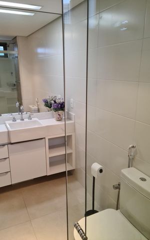 Apartamento para alugar com 163m², 3 quartos e 4 vagas Apartamento para alugar com 163m², 3 quartos e 4 vagasBanheiro