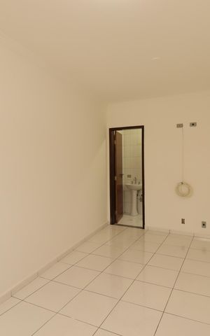 Casa para alugar com 85m², 2 quartos e 2 vagasSuíte 1