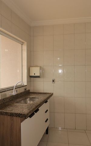 Casa para alugar com 85m², 2 quartos e 2 vagasCozinha