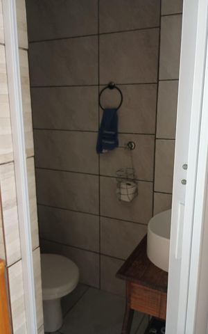 Casa à venda com 50m², 3 quartos e 1 vaga Casa à venda com 50m², 3 quartos e 1 vagaLavabo
