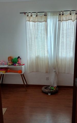 Casa à venda com 50m², 3 quartos e 1 vaga Casa à venda com 50m², 3 quartos e 1 vagaQuarto