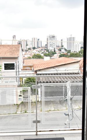 Casa à venda com 200m², 3 quartos e 2 vagasSuíte