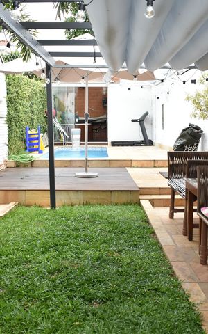 Casa à venda com 200m², 3 quartos e 2 vagasJardim