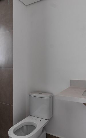 Apartamento à venda com 123m², 3 quartos e 2 vagas Apartamento à venda com 123m², 3 quartos e 2 vagasBanheiro da Suíte 2