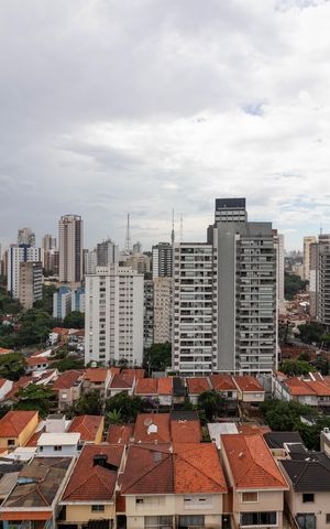 Apartamento à venda com 123m², 3 quartos e 2 vagas Apartamento à venda com 123m², 3 quartos e 2 vagasVista da Varanda