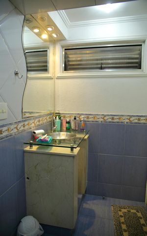 Apartamento à venda com 62m², 2 quartos e 1 vagaBanheiro 
