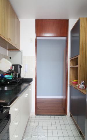 Apartamento à venda com 75m², 3 quartos e 2 vagasCozinha - Armários