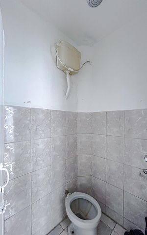 Casa à venda com 121m², 3 quartos e 1 vagaBanheiro de serviço