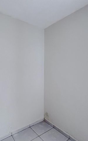 Casa à venda com 121m², 3 quartos e 1 vagaQuarto de Serviço