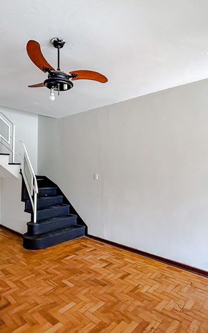 Casa à venda com 121m², 3 quartos e 1 vagaSala
