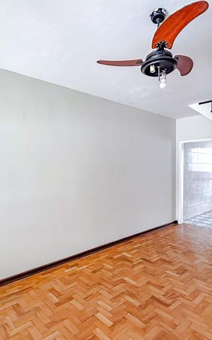 Casa à venda com 121m², 3 quartos e 1 vagaSala