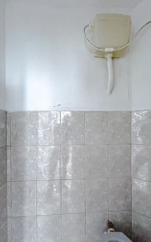 Casa à venda com 121m², 3 quartos e 1 vagaBanheiro de serviço