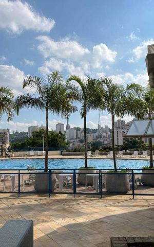 Apartamento à venda com 123m², 3 quartos e 1 vaga Apartamento à venda com 123m², 3 quartos e 1 vagaÁrea comum - Piscina