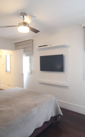 Casa de condomínio à venda com 215m², 4 quartos e 4 vagasSuíte 2