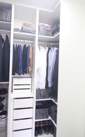 Casa de condomínio à venda com 215m², 4 quartos e 4 vagasCloset da suíte 2