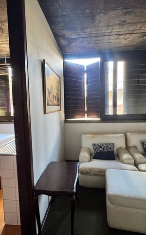 Casa à venda com 875m², 4 quartos e 4 vagas Casa à venda com 875m², 4 quartos e 4 vagasÁrea de serviço / Sala de descanso