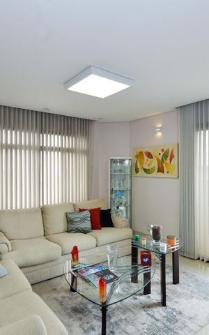 Apartamento à venda com 200m², 3 quartos e 4 vagasSala