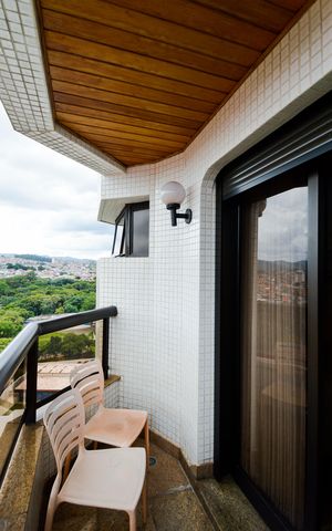 Apartamento à venda com 200m², 3 quartos e 4 vagasVaranda da Suíte 3