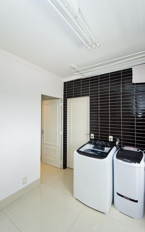 Apartamento à venda com 200m², 3 quartos e 4 vagasÁrea de Serviço