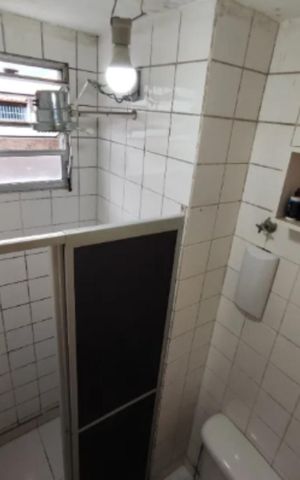 Apartamento à venda com 44m², 2 quartos e 1 vaga Apartamento à venda com 44m², 2 quartos e 1 vagaBanheiro