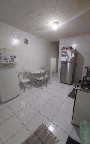 Casa à venda com 250m², 5 quartos e 2 vagas Casa à venda com 250m², 5 quartos e 2 vagasCozinha