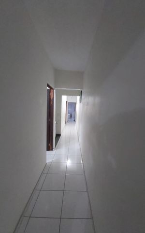 Casa à venda com 250m², 5 quartos e 2 vagas Casa à venda com 250m², 5 quartos e 2 vagasCorredor