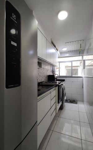 Apartamento à venda com 47m², 2 quartos e 1 vagaCozinha - Armários