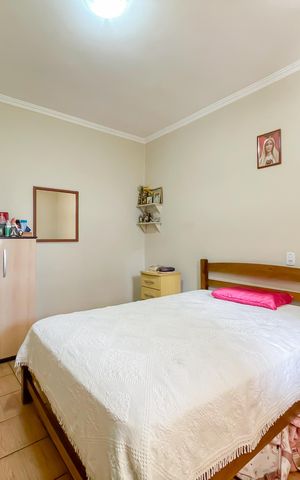 Casa à venda com 258m², 3 quartos e 3 vagas Casa à venda com 258m², 3 quartos e 3 vagasQuarto 1