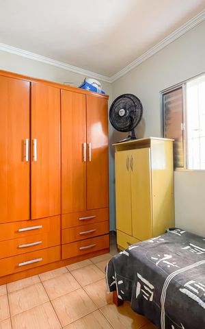 Casa à venda com 258m², 3 quartos e 3 vagas Casa à venda com 258m², 3 quartos e 3 vagasQuarto 2
