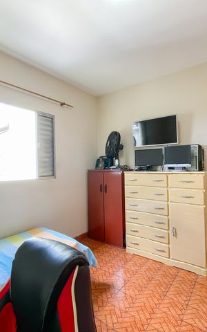 Casa à venda com 258m², 3 quartos e 3 vagas Casa à venda com 258m², 3 quartos e 3 vagasQuarto 3