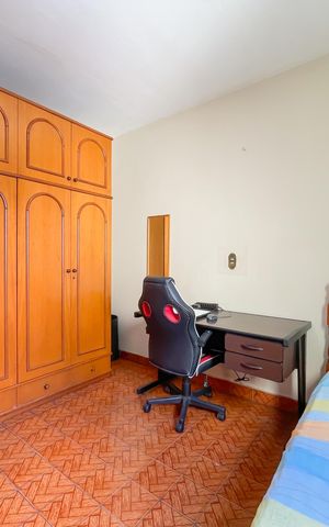 Casa à venda com 258m², 3 quartos e 3 vagas Casa à venda com 258m², 3 quartos e 3 vagasQuarto 3