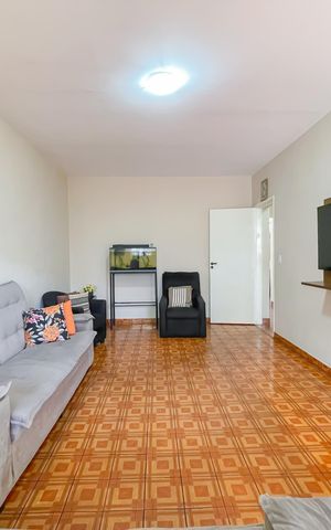 Casa à venda com 258m², 3 quartos e 3 vagas Casa à venda com 258m², 3 quartos e 3 vagasSala