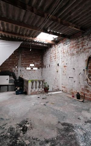 Casa à venda com 160m², 3 quartos e 7 vagasÁrea externa