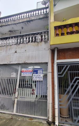 Casa à venda com 160m², 3 quartos e 7 vagasFachada