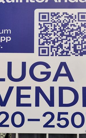 Casa à venda com 160m², 3 quartos e 7 vagasFachada