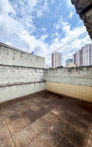 Casa à venda com 182m², 3 quartos e sem vaga Casa à venda com 182m², 3 quartos e sem vagaQuintal