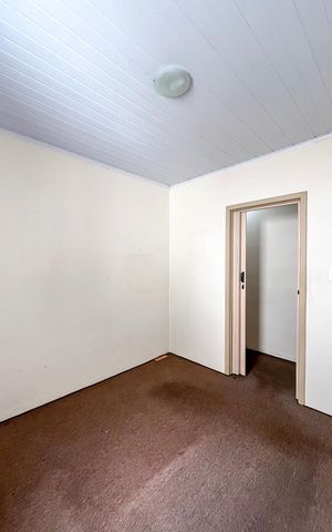 Casa à venda com 182m², 3 quartos e sem vaga Casa à venda com 182m², 3 quartos e sem vagaQuarto 1