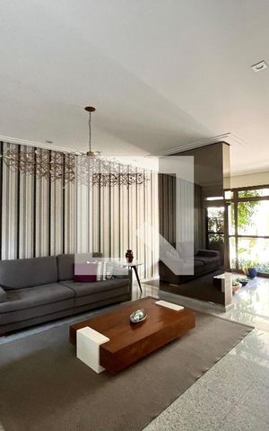 Apartamento à venda com 133m², 4 quartos e 3 vagas Apartamento à venda com 133m², 4 quartos e 3 vagasHall social