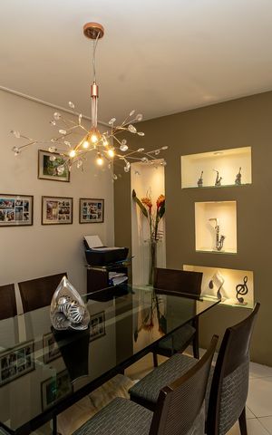 Apartamento à venda com 139m², 4 quartos e 2 vagas Apartamento à venda com 139m², 4 quartos e 2 vagasSala